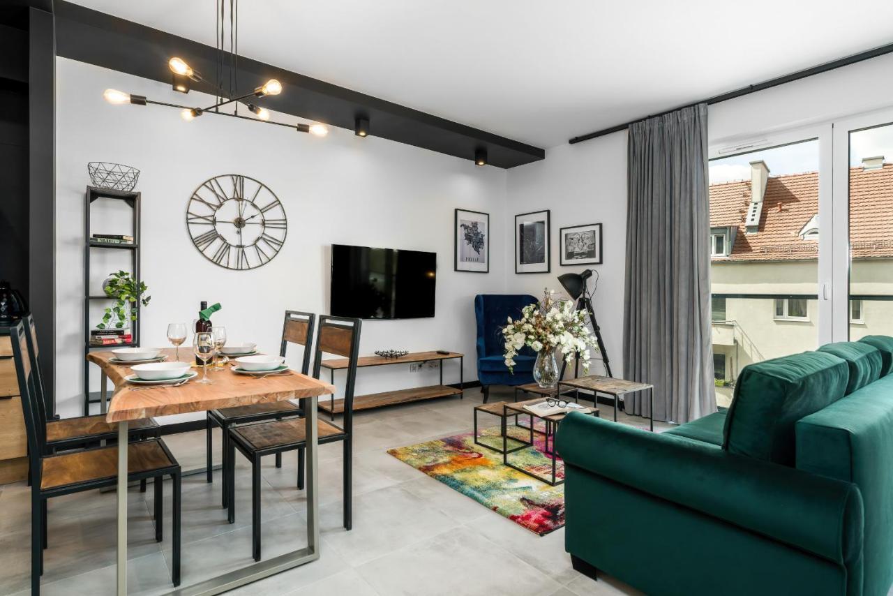 Apartments Poznan Chwaliszewo Residence With Free Garage By Noclegi Renters Екстер'єр фото