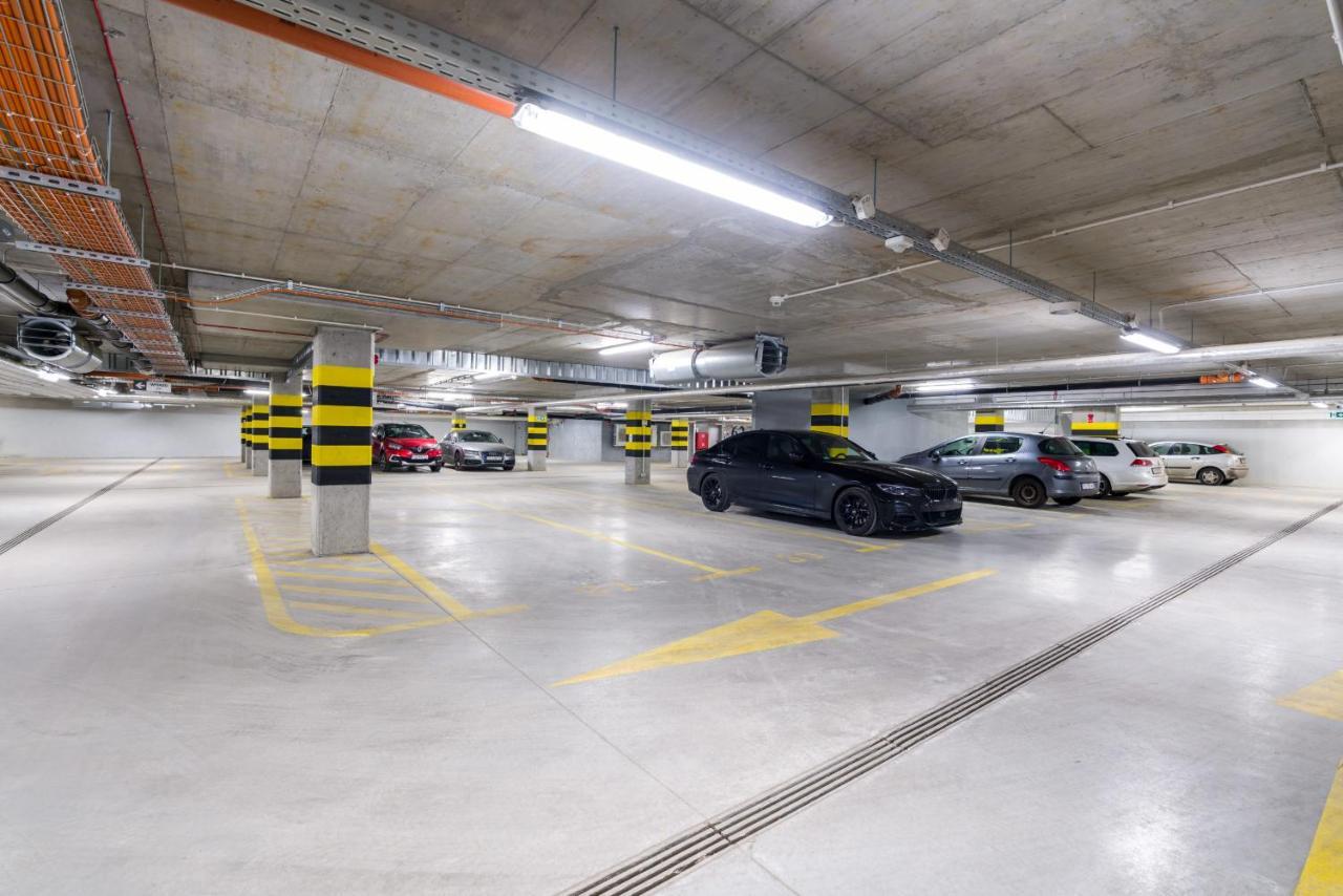 Apartments Poznan Chwaliszewo Residence With Free Garage By Noclegi Renters Екстер'єр фото